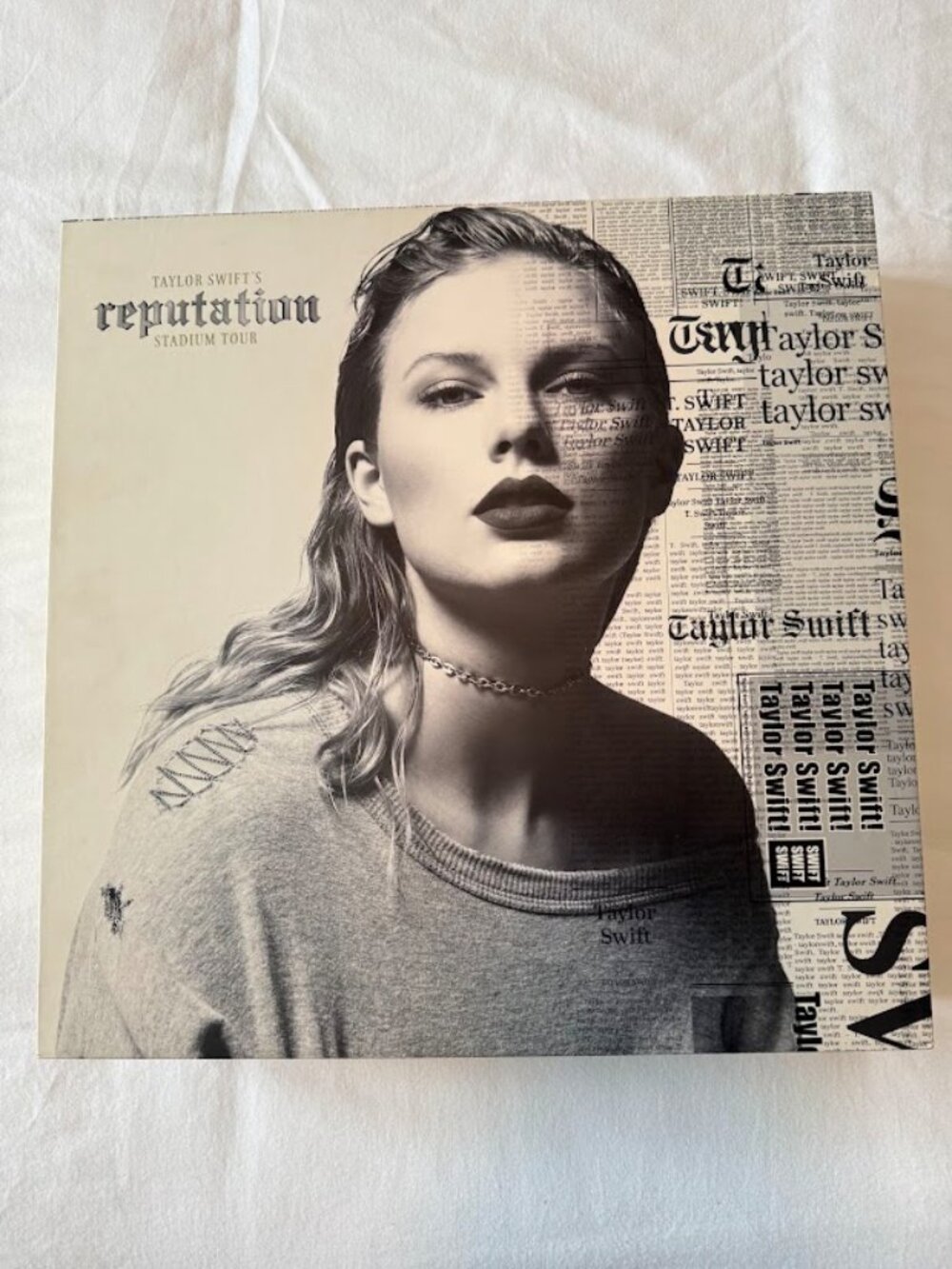 Taylor Swift: Reputation Stadium Tour VIP Box COMPLETE